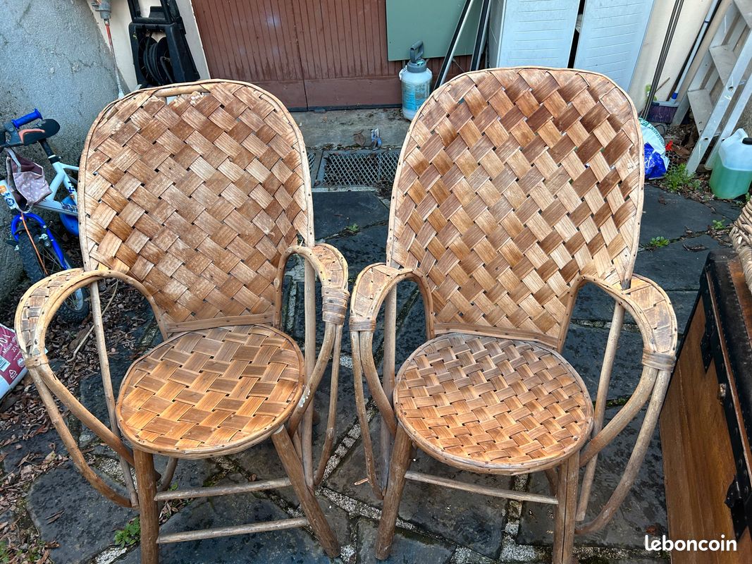 2 Anciens fauteuils en châtaignier (image 1)