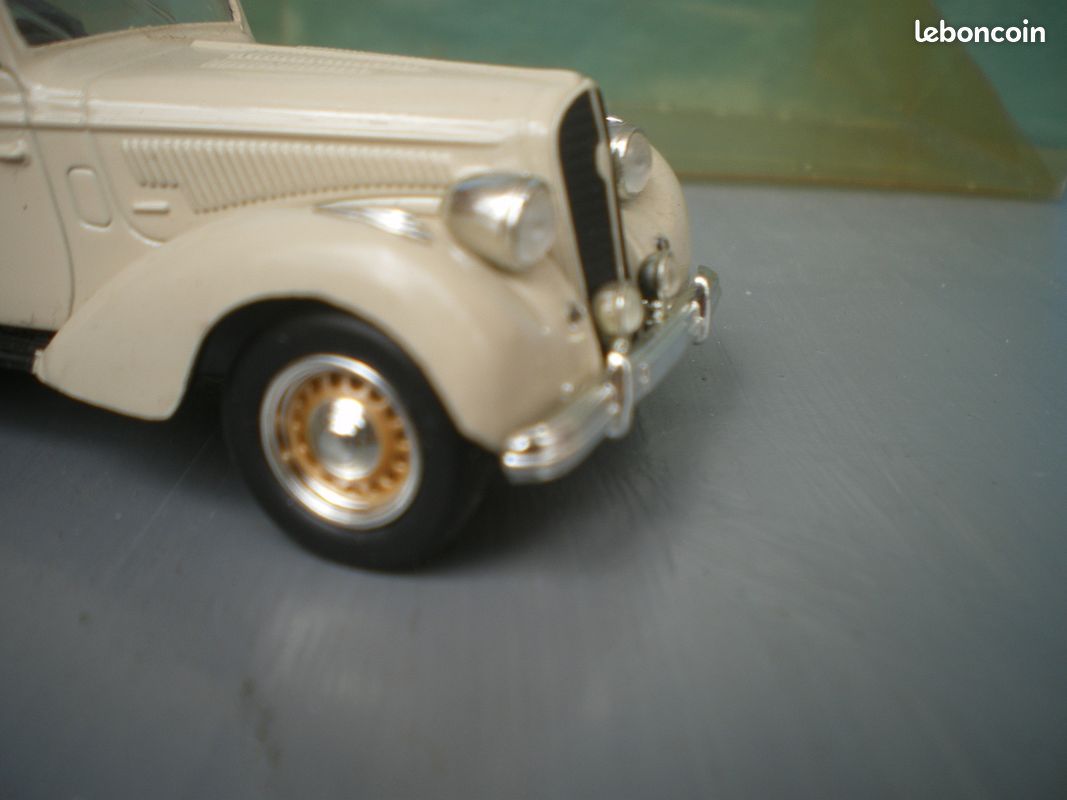 HOTCHKISS Biarritz 1939 – Norev 1/43 – Miniature D’occasion