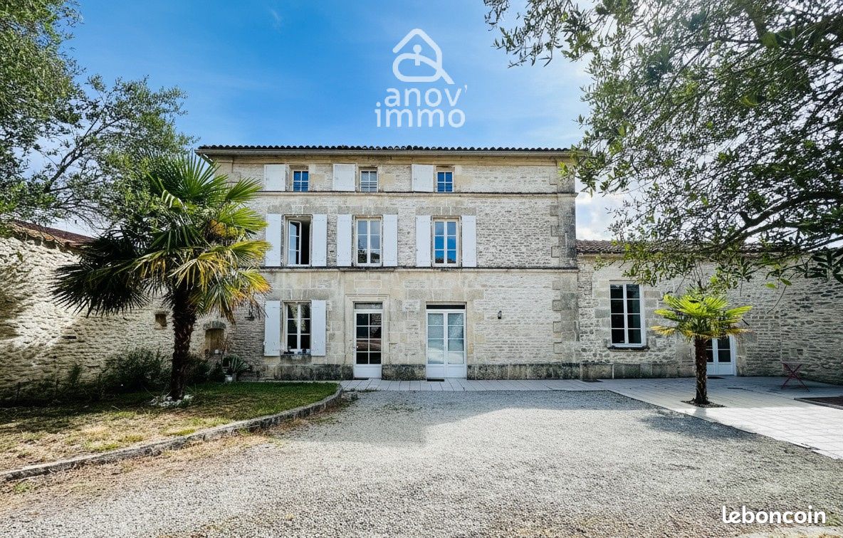 Maison 9 pièces 300 m² · à Asnières-sur-Nouère · 300 m² · 299 900 €