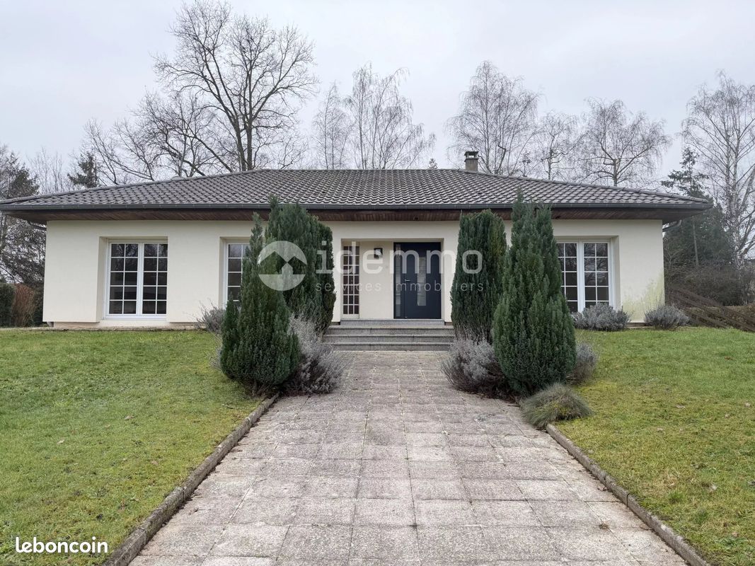 Maison 7 pièces 173 m² · à Marly · 173 m² · 1 880 €/mois