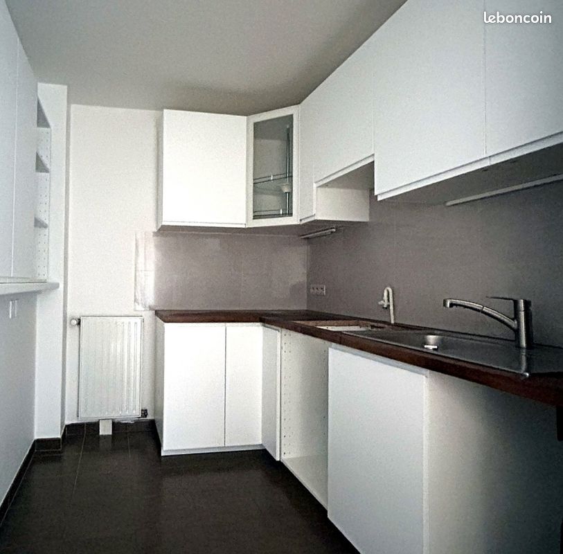 Appartement 2 pièces 48 m² · à Versailles · 48 m² · 795 €