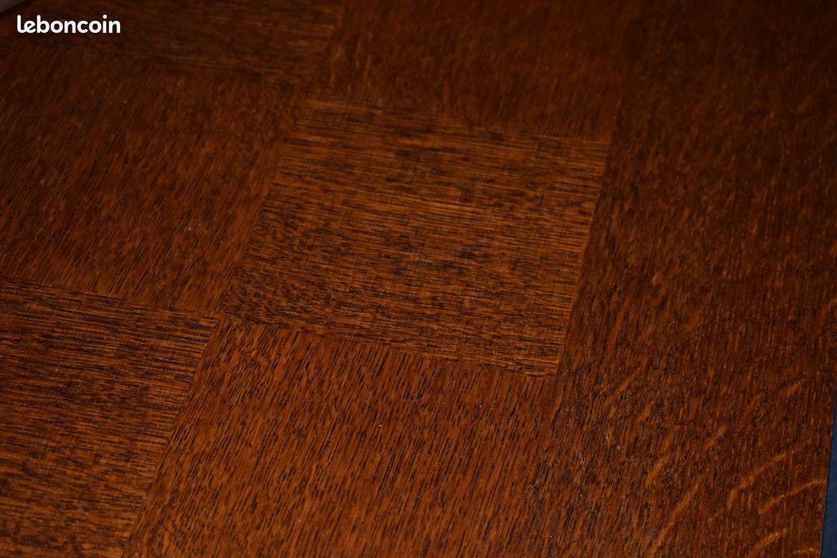 Table bois damier (image 1)