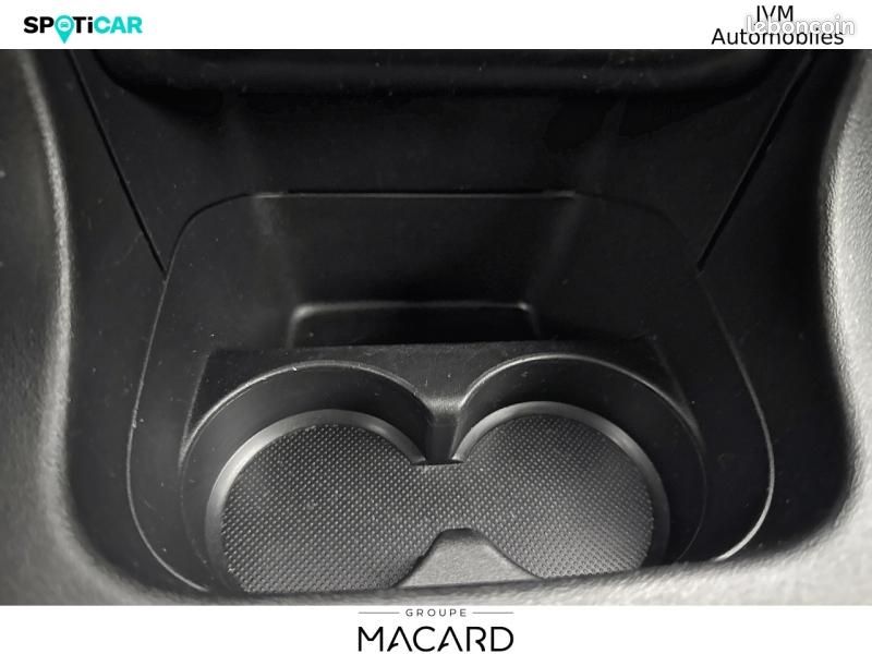 Citroen C3 1.2 PureTech 110ch S&S Shine 124g (image 35)