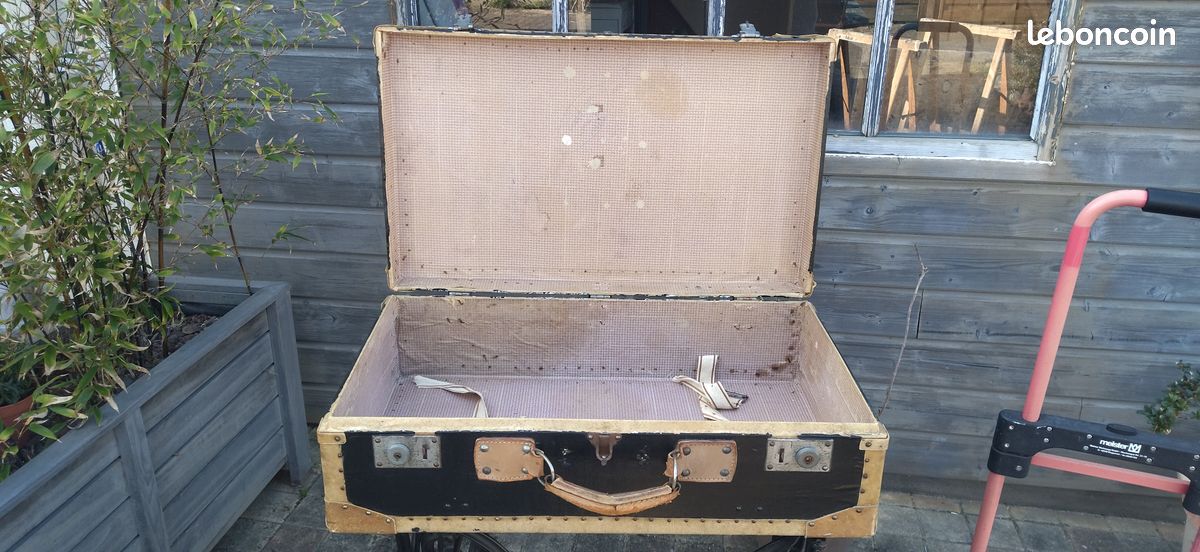 Valise en bois avec angle renforcé - Boites vides (10424570