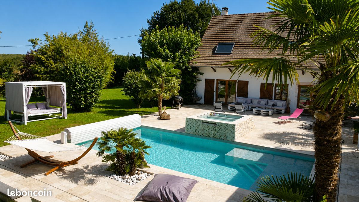 Maison 7 pièces 216 m² · à Tournus · 216 m² · 585 000 €
