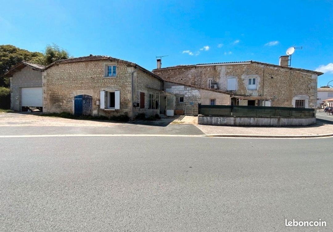 Maison 8 pièces 190 m² · à Ozillac · 190 m² · 114 999 €