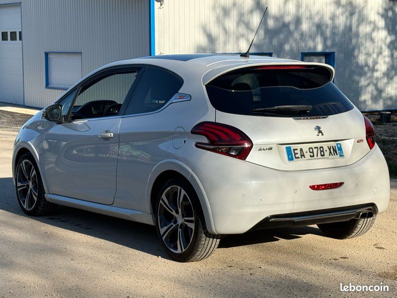 Peugeot 208 Gti 208 Cv (image 5)
