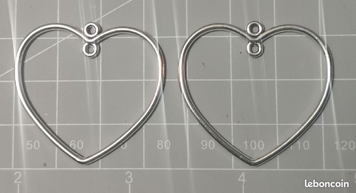 2 x pendentifs connecteurs cœur ~3 /3 cm en métal argenté (image 2)