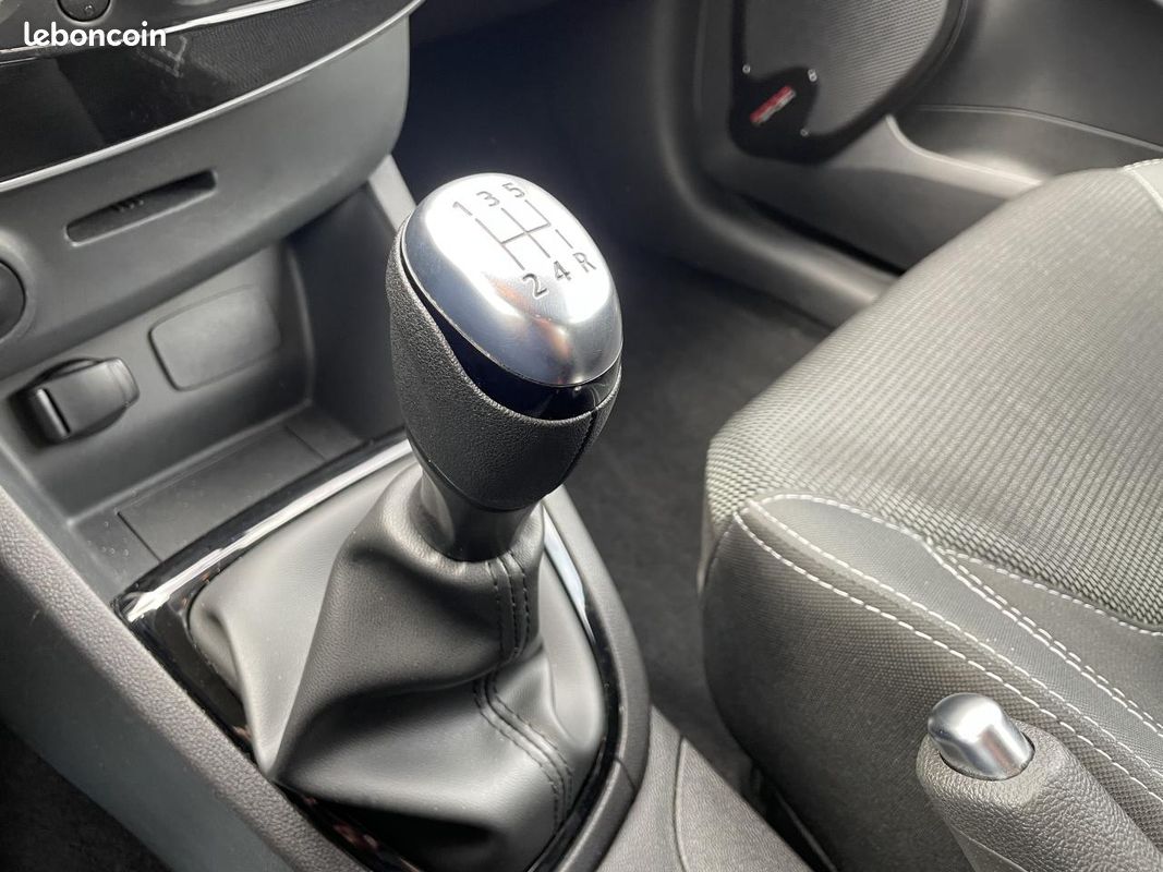 RENAULT CLIO 1.5 Energy dCi / 11 000 km / 75 Ch / Finition Trend / 1ère main (image 21)