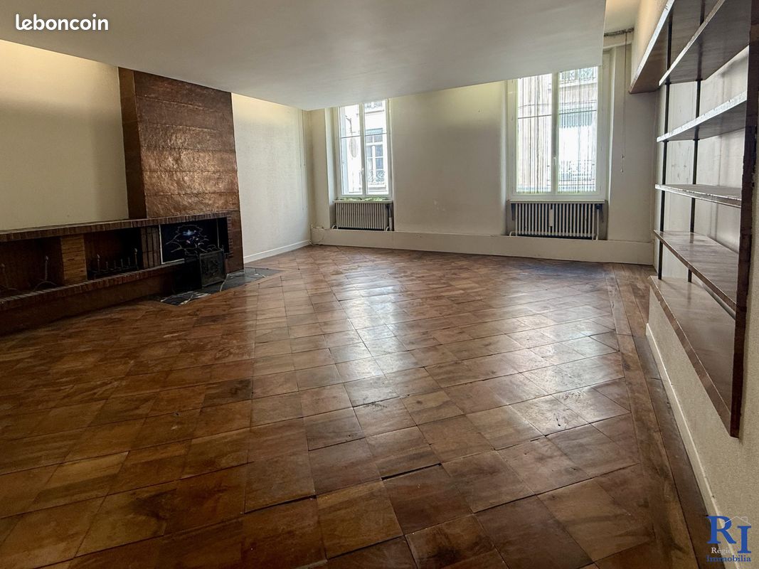 Appartement 4 pièces 136 m² · à Grenoble · 136 m² · 337 000 €