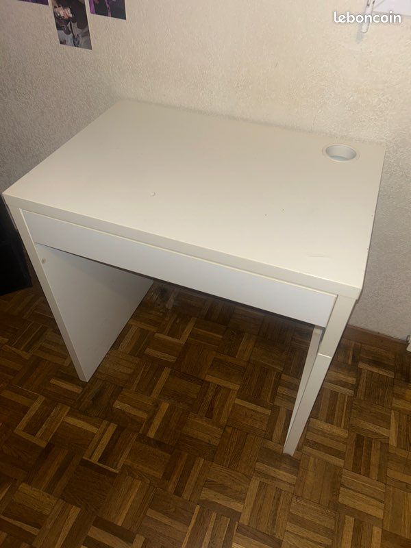 Meuble blanc à rangement (image 1)