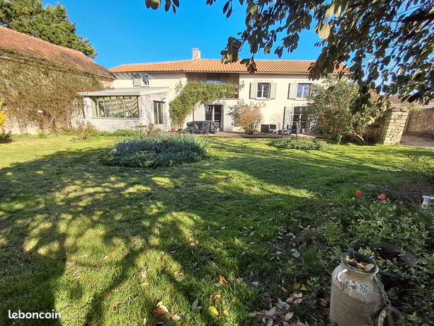 Maison 6 pièces 192 m²