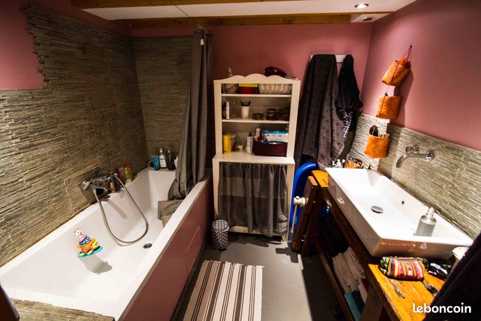 Appartement Canut T3 rénové avec charme (2 chambres) — 5