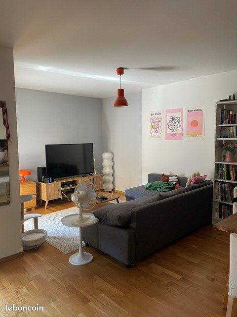 Appartement 2 pièces 49 m² · à Francheville · 49 m² · 876 €
