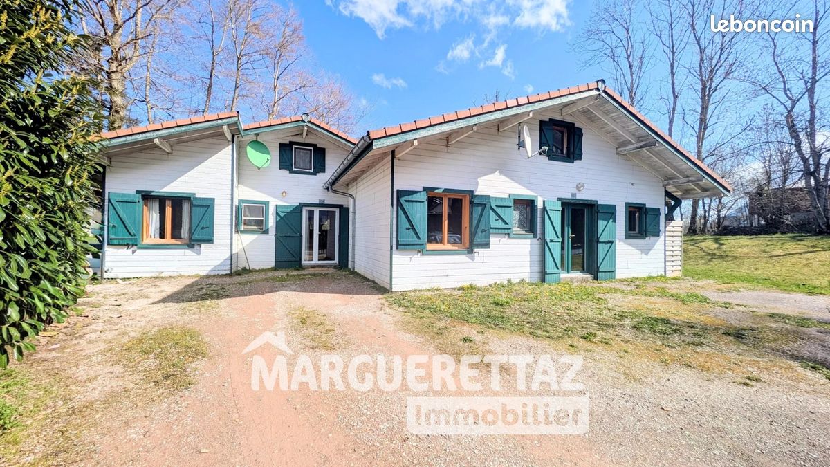 Maison 6 pièces 99 m² · à La Roche-sur-Foron · 99 m² · 498 000 €