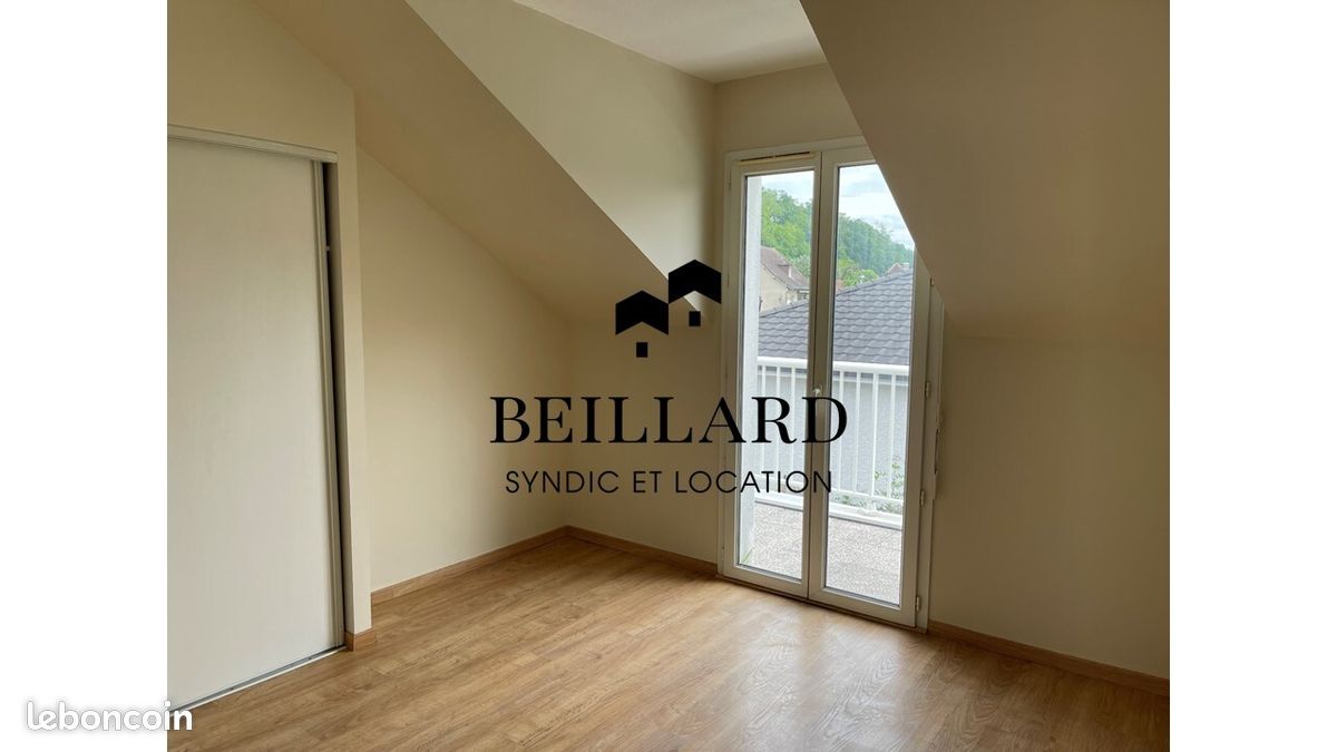 Maison de ville 4 pièces 81 m² - Lons 64140 (image principale 9)
