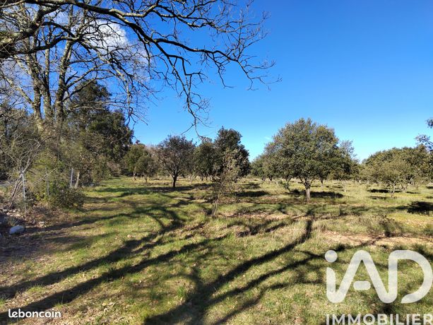 Terrain 12400 m² laval saint roman