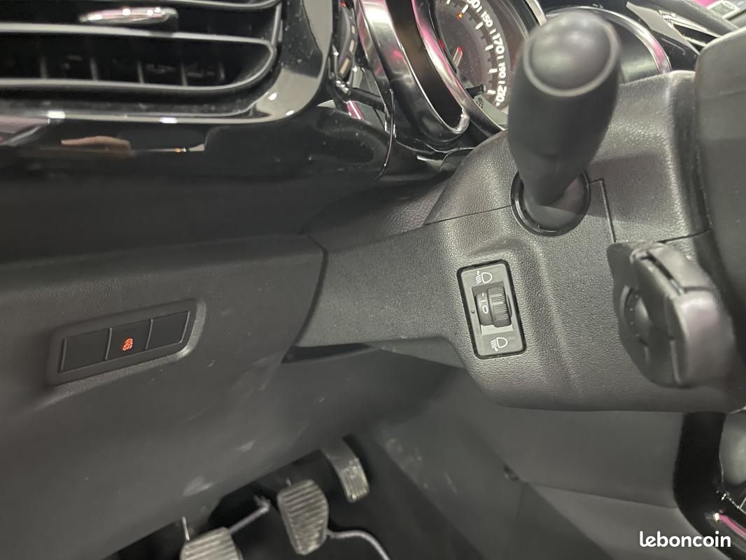Ds 3 (2) 1.2 puretech 82 connected chic manuel (image 15)