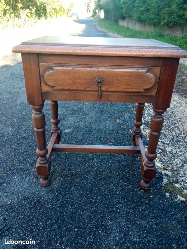Table de chevet (image 1)