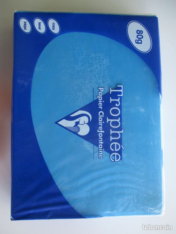 CLAIREFONTAINE Ramette De 500 Feuilles Papier Couleur TROPHEE 80g A4 Rouge Cardinal97