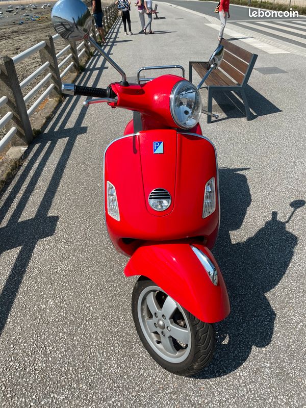 Vespa 250 Vespa Rossa Usata Scooter Vespa 250 Granturismo Piaggio