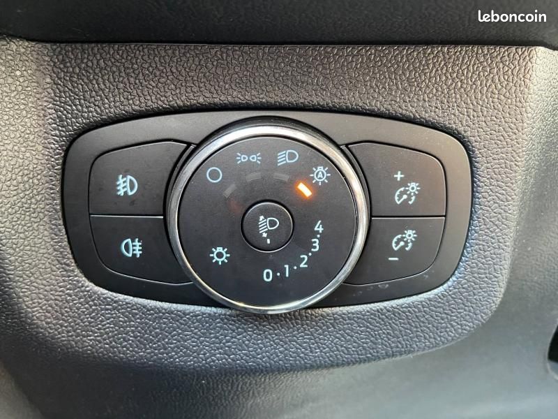 Ford Transit Courier 1.0 EcoBoost 125ch Limited (image 10)
