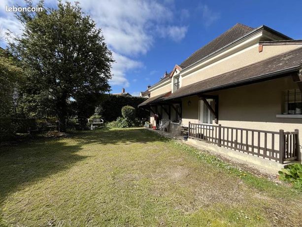 Maison 7 pièces 138 m²