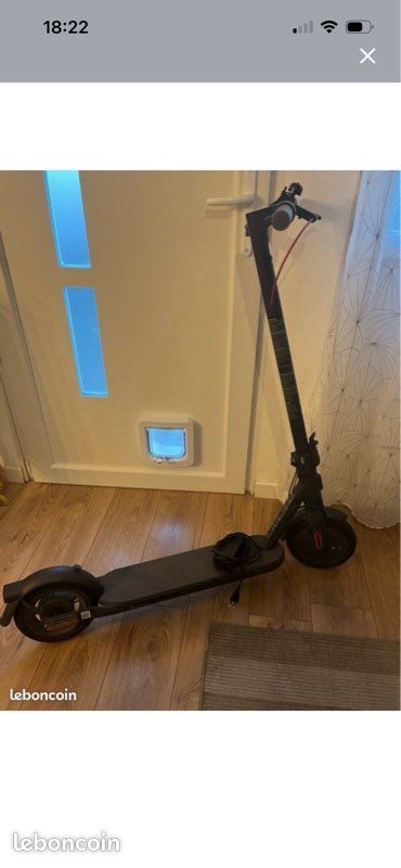 Trottinette électrique (image 1)