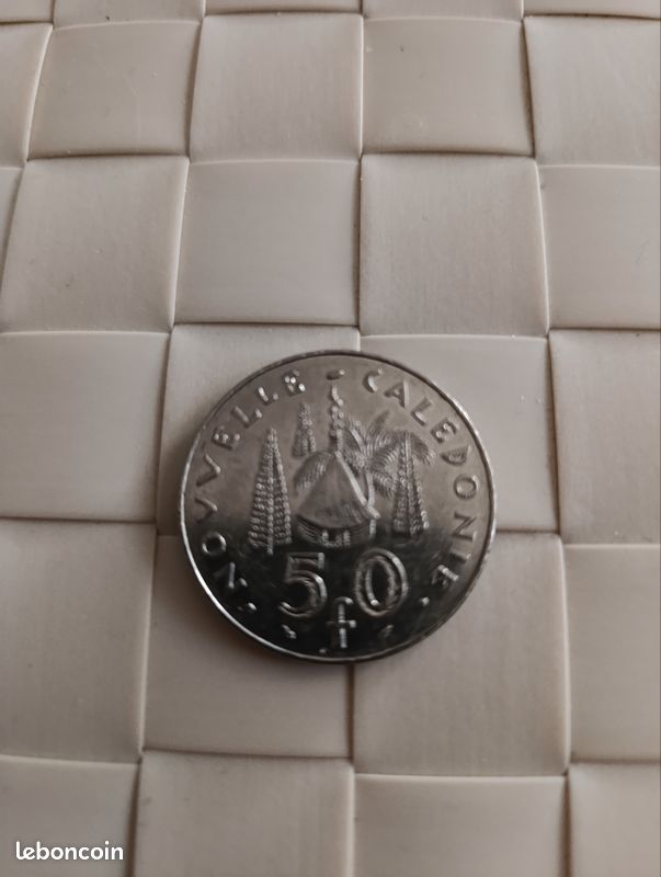 Pieces de 50 francs nouvelle Calédonie (image 2)