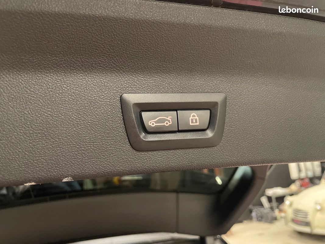 BMW X3 20d 190 ch xDrive M SPORT / TOIT OUVRANT / CARPLAY / CAMERA 360 (image 30)
