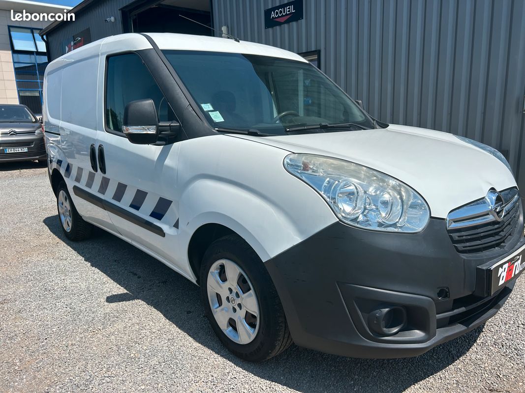 Opel Combo VU COMBO 1.3 CDTI 90 CH L1H1 (4 CV) (image 1)