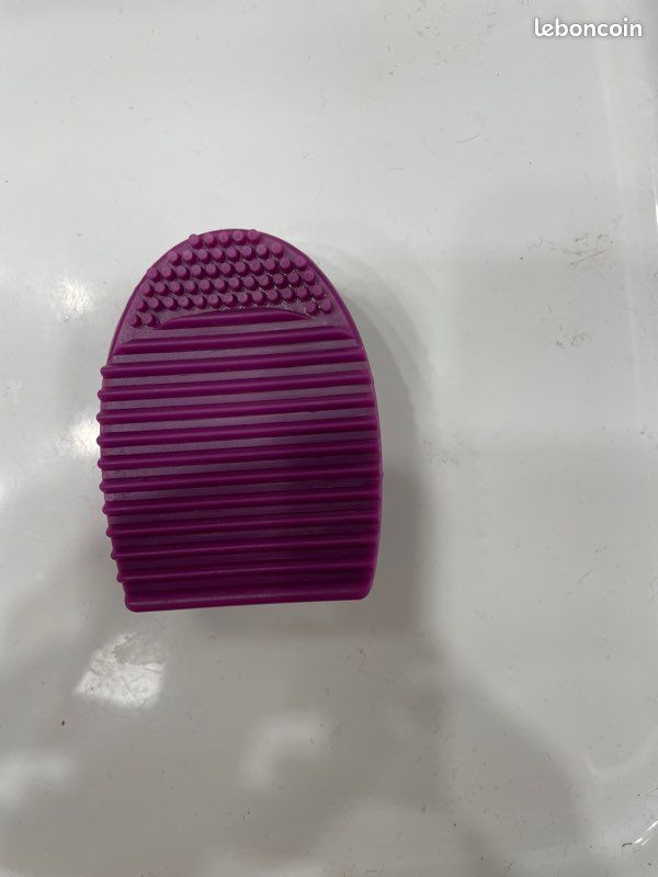 Nettoyeur pinceau maquillage (image 1)