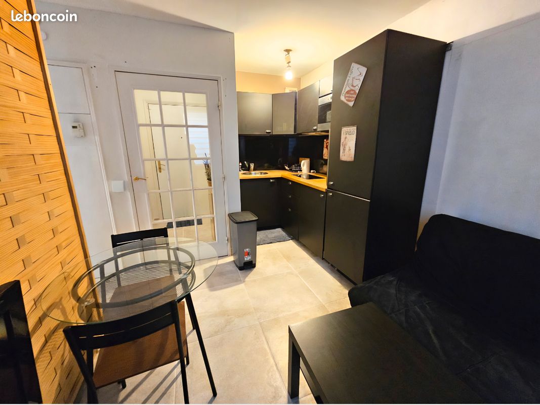 Appartement 2 pièces 27 m² · à Paris · 27 m² · 1 320 €