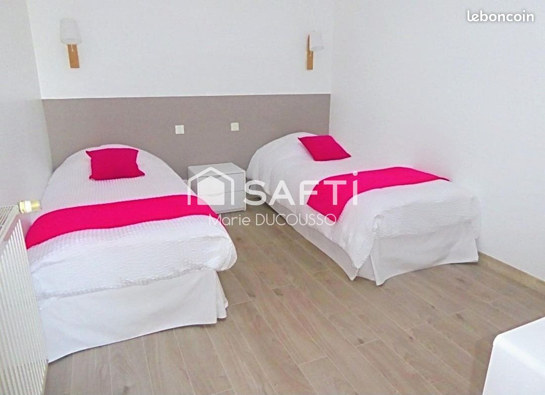 Propriété 10 pièces 364 m² (image 11)