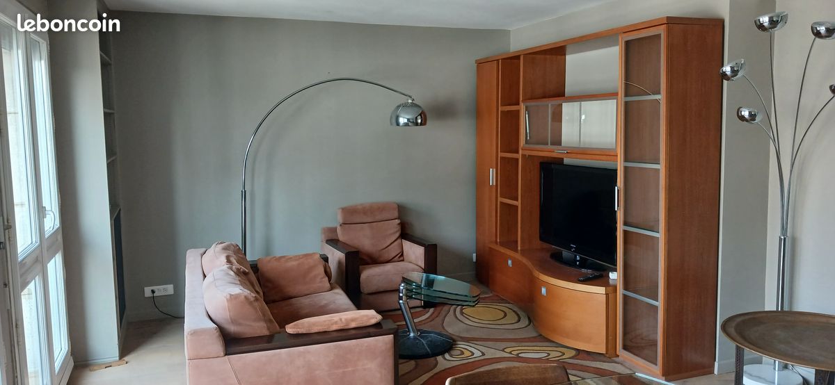 Appartement 2 pièces 61 m² · à Paris · 61 m² · 1 600 €