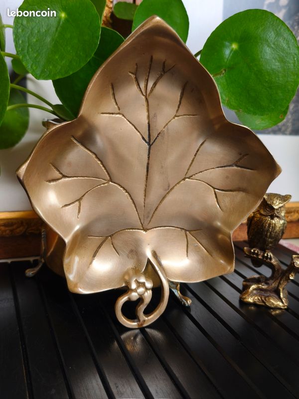 Petit Pot/vase Décoratif En Laiton Et Cuivre - Motifs Feuilles Et Végétaux - Artisanal Vintage