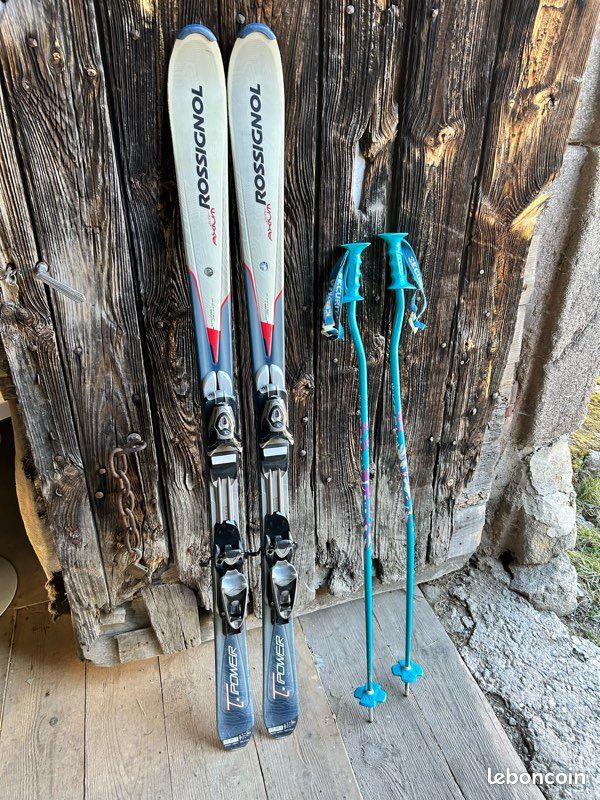 Paire de skis Rossignol et bâton Kerma (image 1)