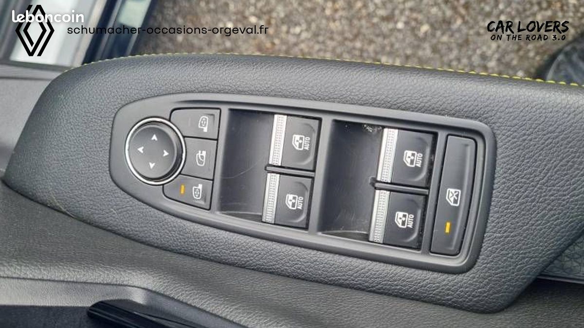 RENAULT Megane E-Tech EV60 220 ch super charge Techno (image 18)