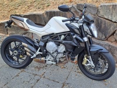 Mv agusta superbe moto baisse de prix (image 3)