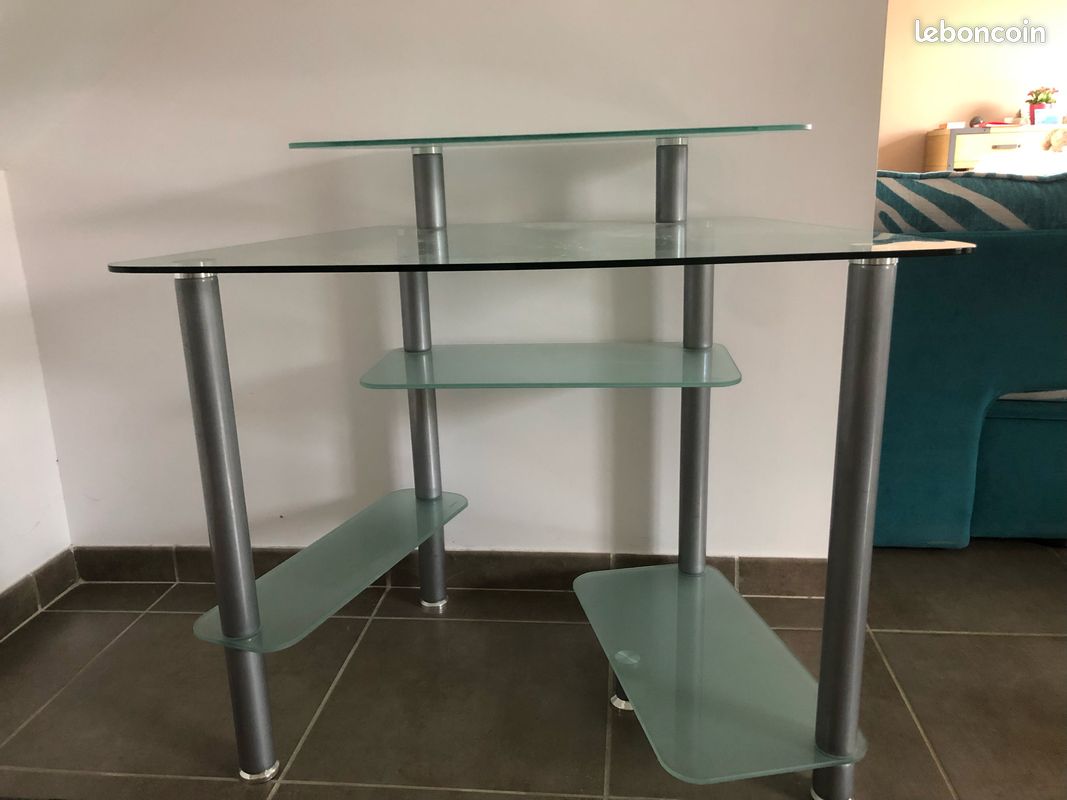 Bureau en verre (image 1)