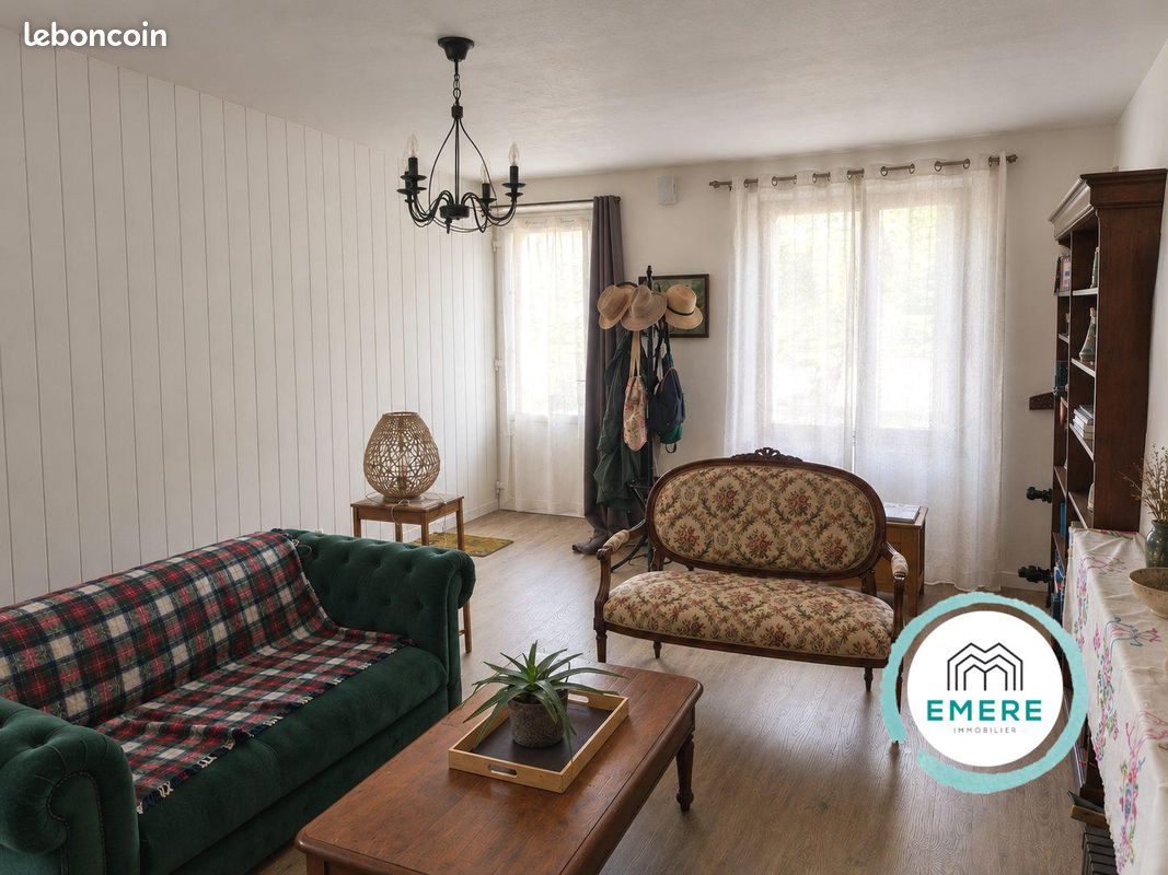 Maison 6 pièces 132 m² · à Sacey · 132 m² · 147 000 €