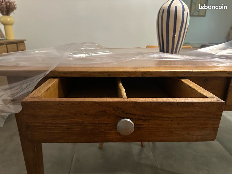 Table de ferme et chaises (image 7)