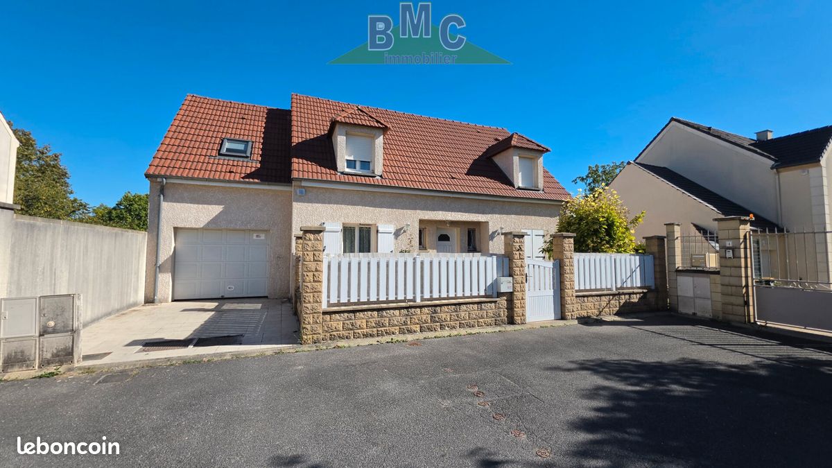 Maison 7 pièces 138 m² · au Plessis-Bouchard · 138 m² · 459 000 €