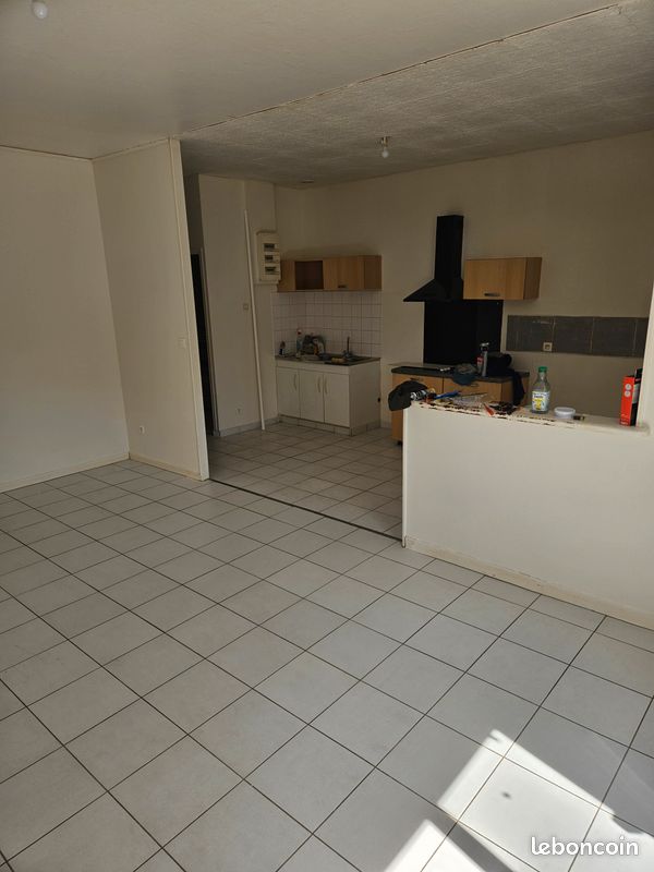 Appartement 3 pièces 75 m² · à Montceau-les-Mines · 75 m² · 490 €/mois