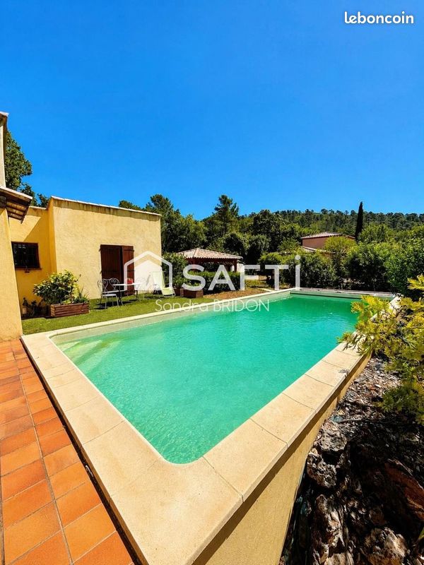 Maison 7 pièces 187 m² · à Garéoult · 187 m² · 514 500 €