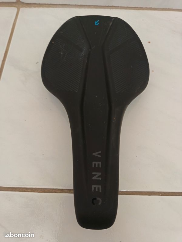 Selle Vélo Cube Natural Fit Venec – Olive/Noir – Poids 287g – NEUF