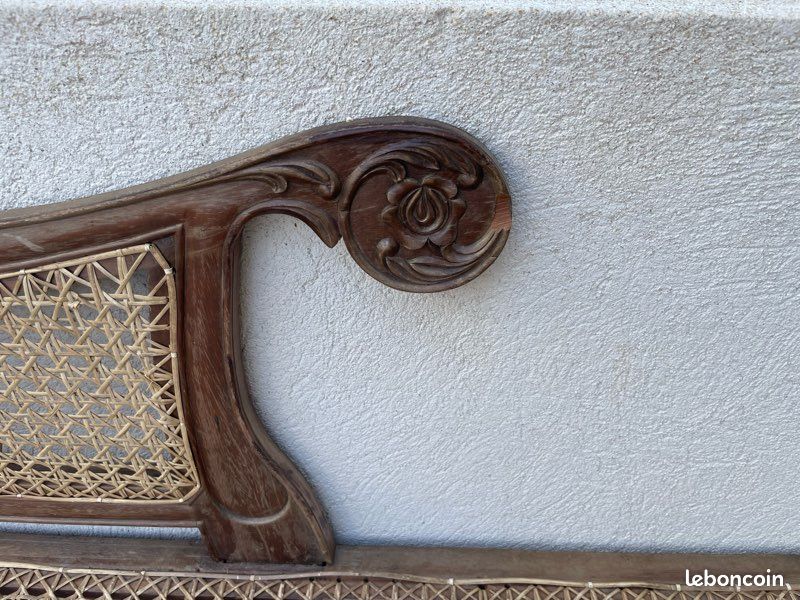 Banc "Ceylan" en bois sculpté et cannage (image 3)