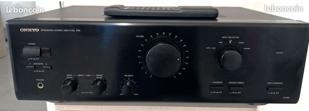 Onkyo A-9110 Argent - Amplificateur Hifi - | Muséericorde