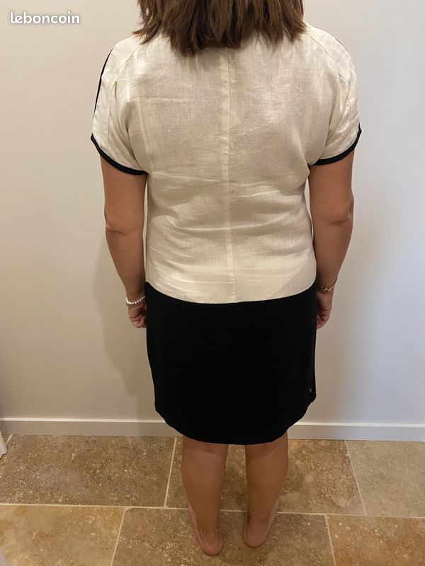Robe noire et beige manches courtes (image 4)