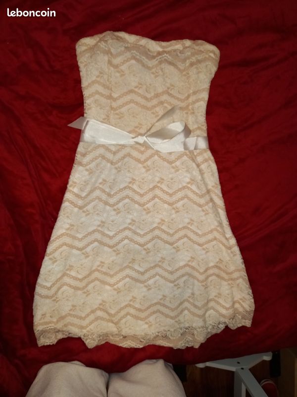 Robe élégante dentelle (image 2)